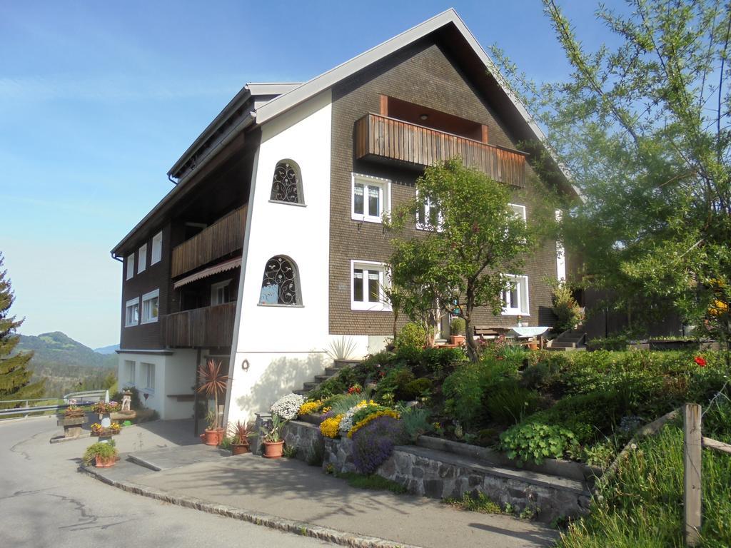 Ferienhaus Nussbaumer Apartment Sibratsgfall ภายนอก รูปภาพ